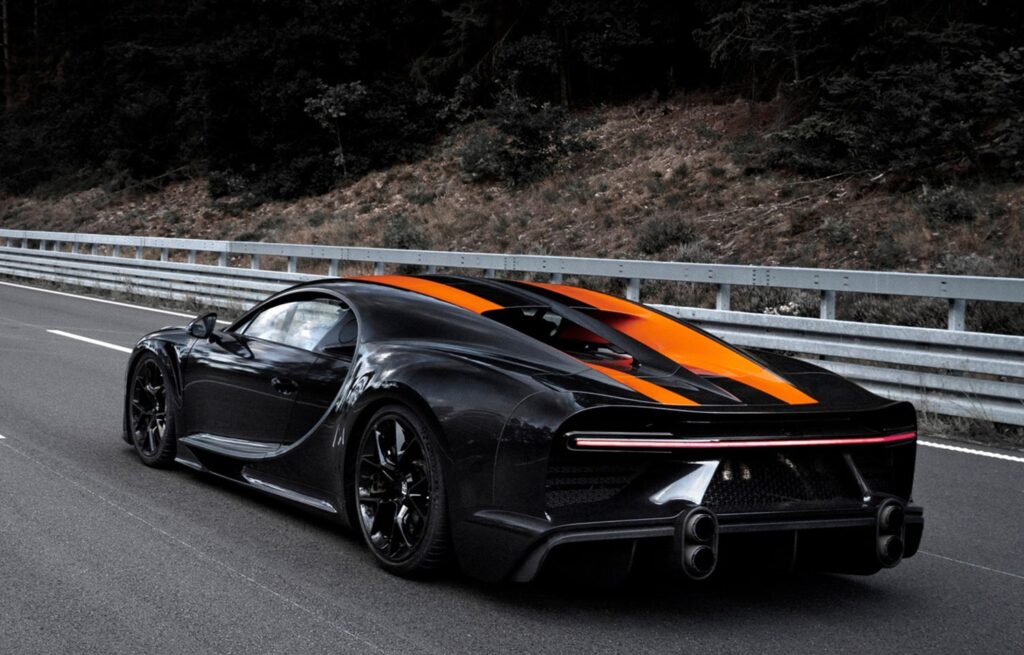 Top 10 fastest cars in the world - Youropinion